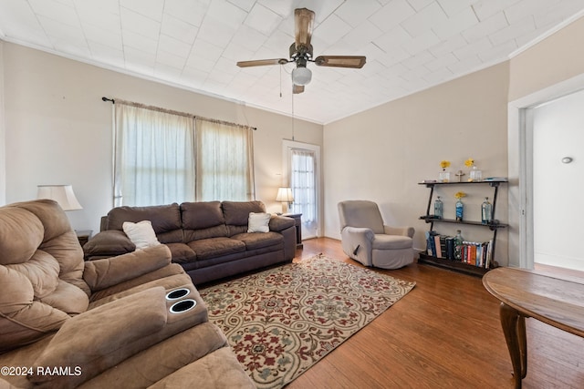 220 Saint Peter St, Lafayette, LA 70506 - living room featuring a ceiling fan, crown molding, and wood finished floors