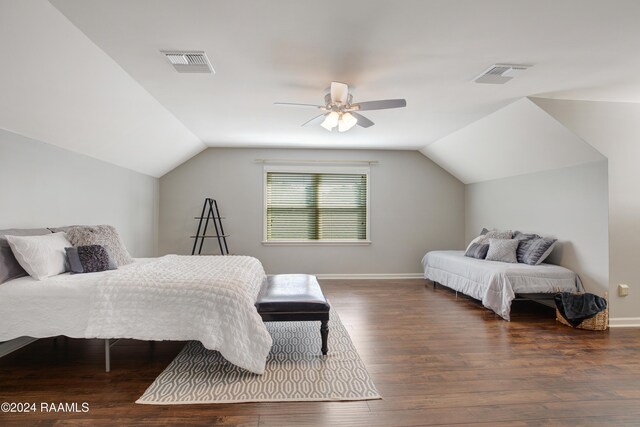 402 Old Settlement Rd, Lafayette, LA 70508 - bedroom featuring lofted ceiling, wood finished floors, baseboards, and a ceiling fan