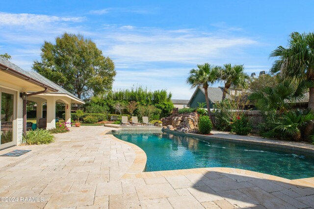 402 Old Settlement Rd, Lafayette, LA 70508 - view of pool with a patio area and fence