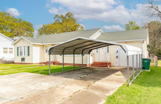 view of parking / parking lot featuring a carport, a lawn, and a garage