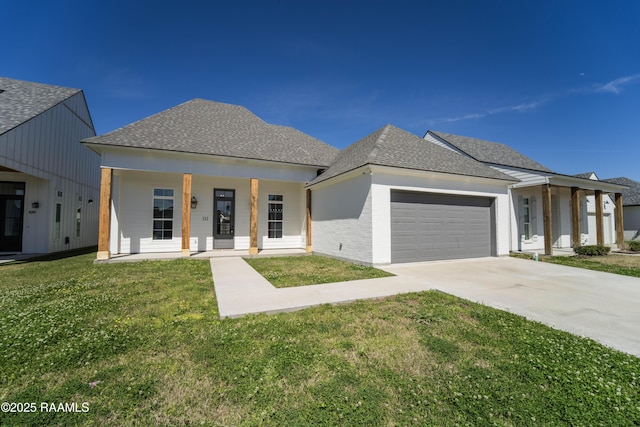 modern farmhouse with a porch, a garage, a shingled roof, driveway, and a front yard