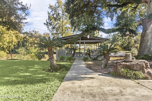 1412 US Highway 167, Abbeville, LA 70510 - surrounding community with a lawn