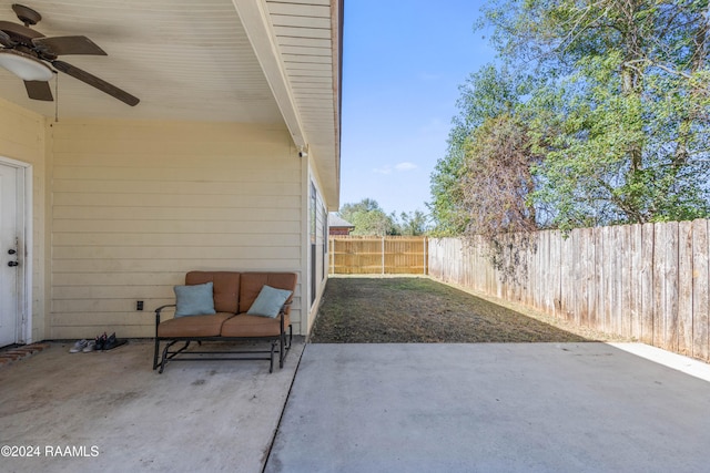 view of patio / terrace with ceiling fan