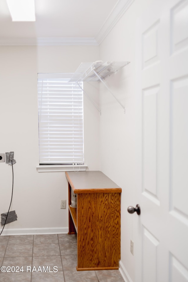 spacious closet featuring light tile patterned floors