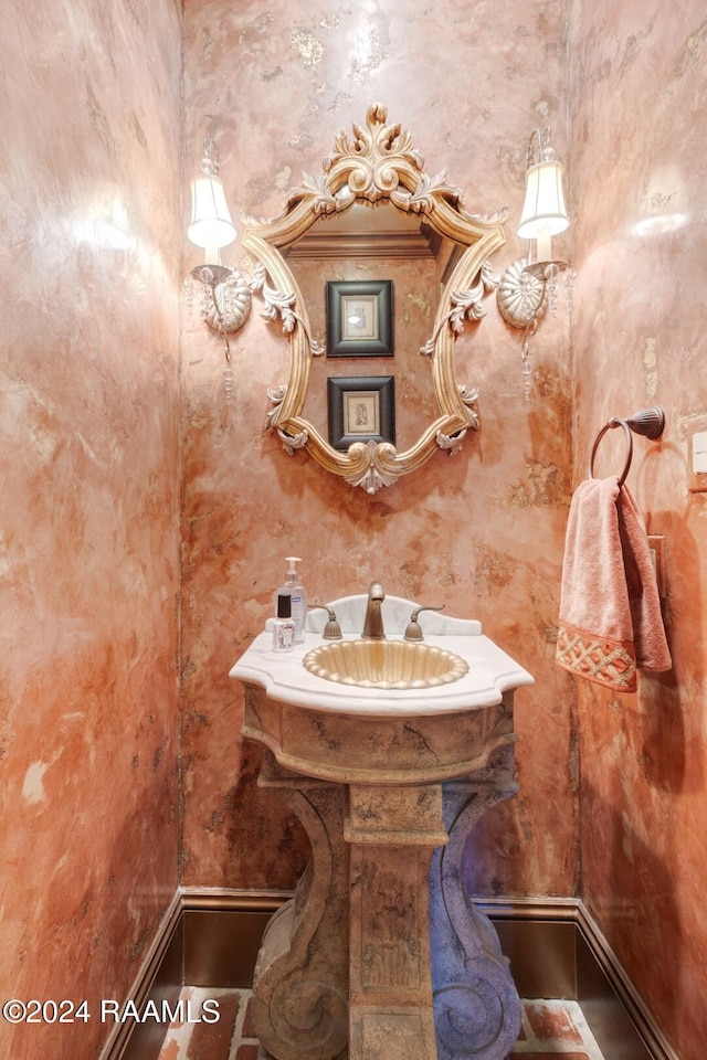 107 Western Ln, Lafayette, LA 70507 - view of bathroom