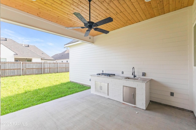 407 Sunshine Rise Dr, Broussard, LA 70518 - fenced backyard with area for grilling, ceiling fan, and a patio area