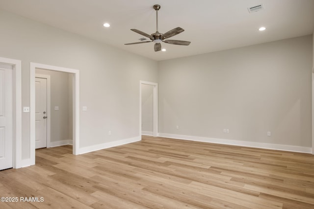 unfurnished room with light hardwood / wood-style floors and ceiling fan