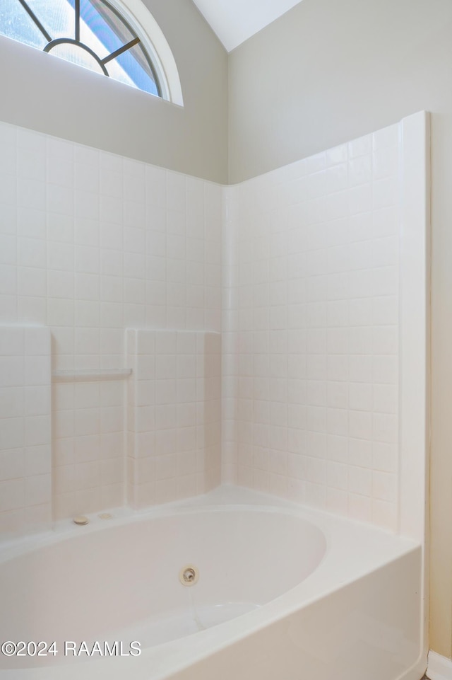 bathroom featuring a bathtub