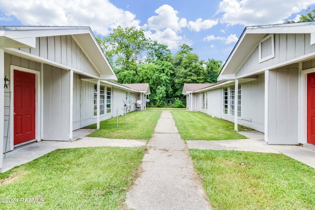 603 Yvonne St, New Iberia, LA 70560 - photo 2