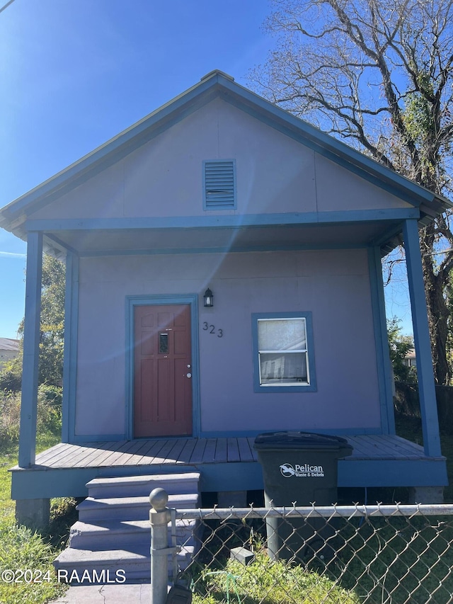 view of front of house with a porch