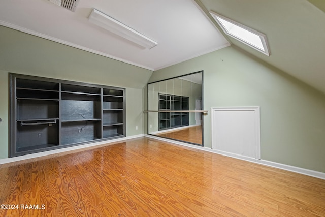 1013 Bayou Bend Cir, Breaux Bridge, LA 70517 - unfurnished sunroom featuring a skylight and vaulted ceiling