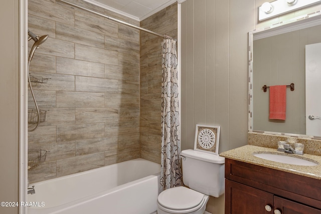 903 S Shireview Cir, Abbeville, LA 70510 - full bathroom with vanity, shower / bath combo with shower curtain, and crown molding