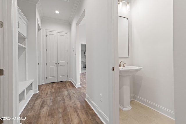 102 Fillmore Way, Lafayette, LA 70506 - hallway with ornamental molding and baseboards