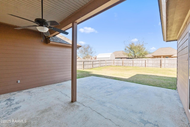 view of patio with ceiling fan