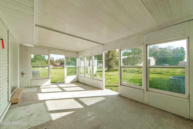 view of unfurnished sunroom