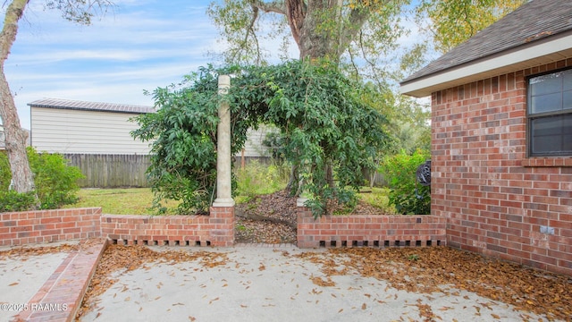 107 W Bayou Shr, Lafayette, LA 70508 - view of patio