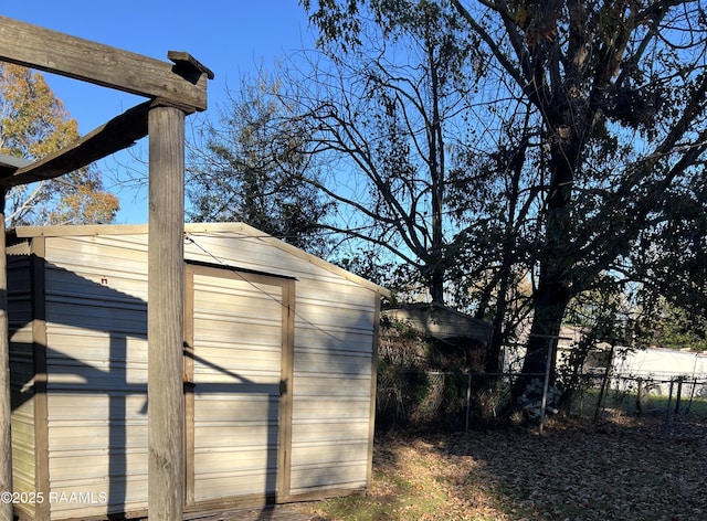 view of outbuilding