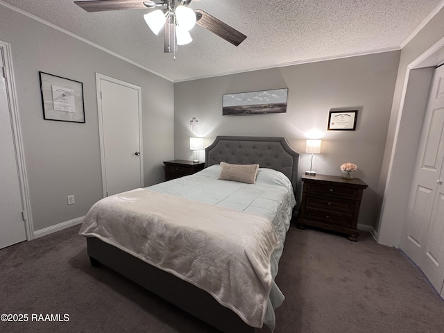 bedroom featuring ceiling fan, a textured ceiling, and ornamental molding