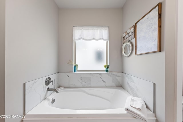 bathroom featuring a bathtub