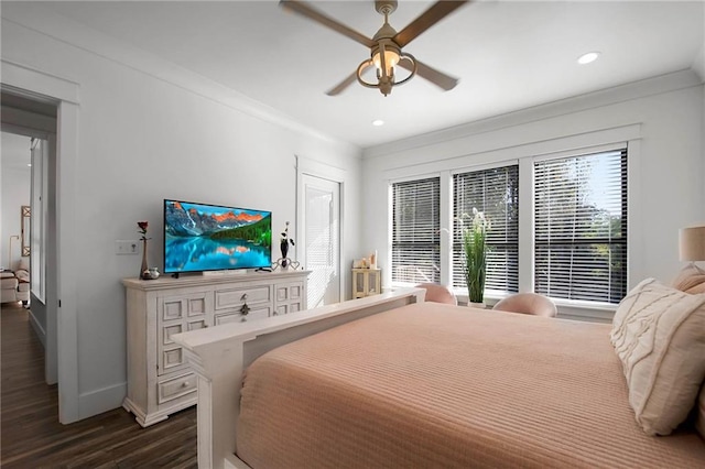 bedroom with baseboards, dark wood finished floors, ceiling fan, ornamental molding, and recessed lighting