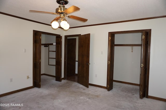 unfurnished bedroom featuring a ceiling fan, crown molding, and baseboards