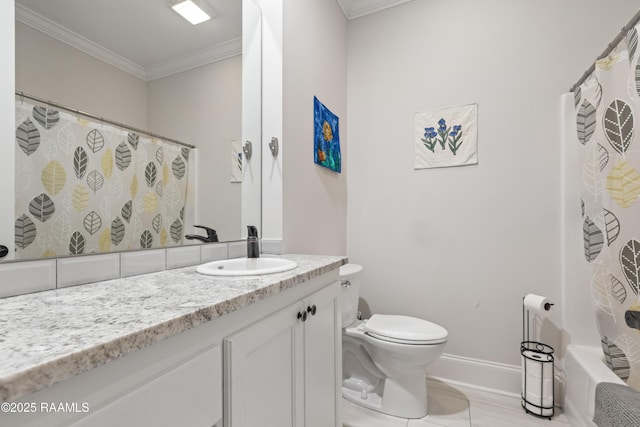 full bathroom featuring vanity, crown molding, toilet, and shower / tub combo with curtain