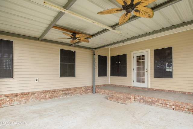 view of patio with ceiling fan