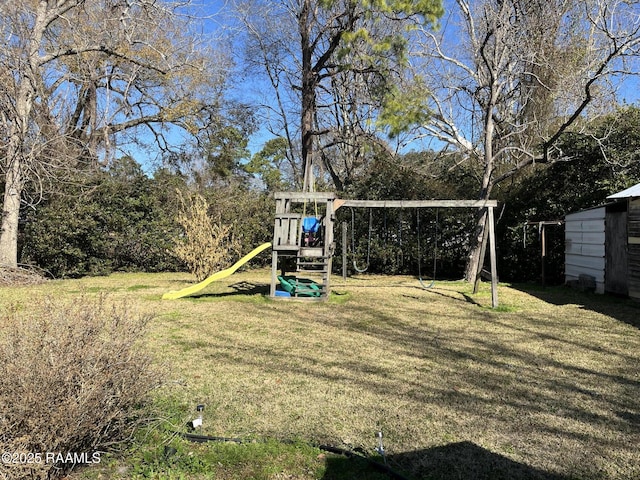 view of yard featuring a playground