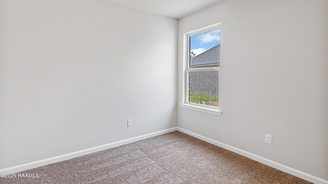 view of carpeted spare room