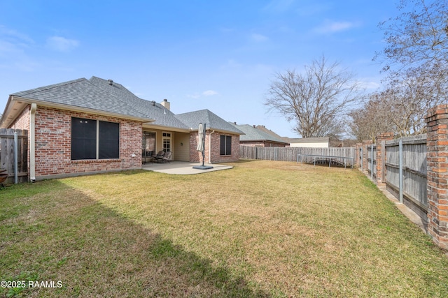 view of yard featuring a patio