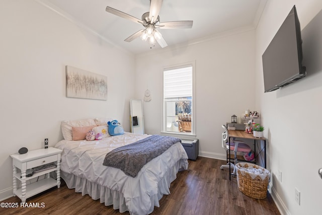 bedroom with crown molding, dark wood-type flooring, and ceiling fan