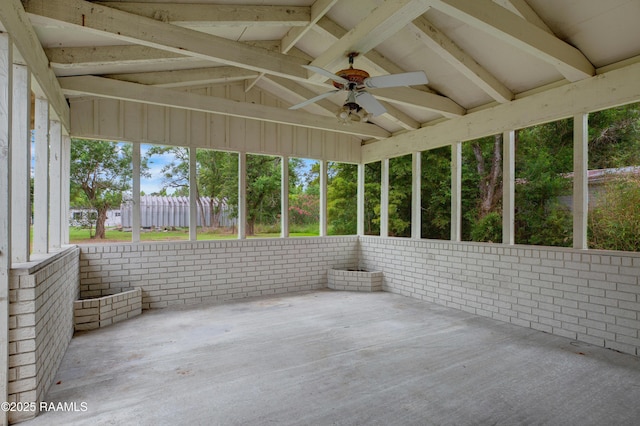 6903 W Congress, Duson, LA 70529 - unfurnished sunroom with a ceiling fan and vaulted ceiling