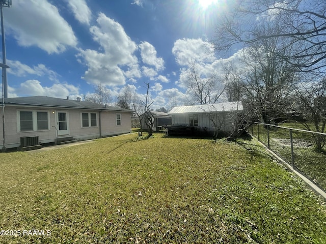 view of yard featuring cooling unit