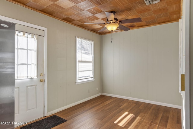 316 Kim Dr, Lafayette, LA 70503 - interior space featuring wood finished floors, a ceiling fan, and baseboards
