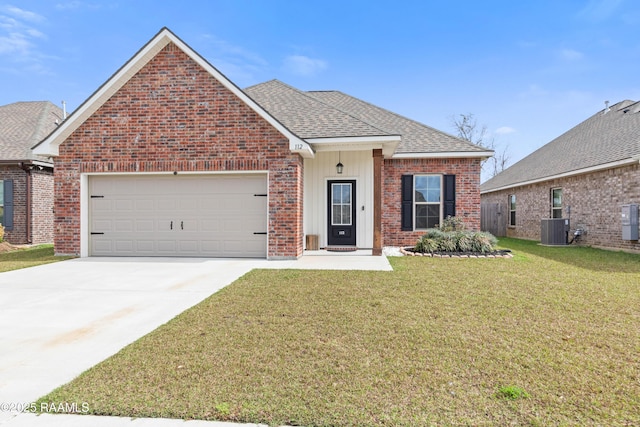 view of front facade featuring central AC, a garage, and a front lawn