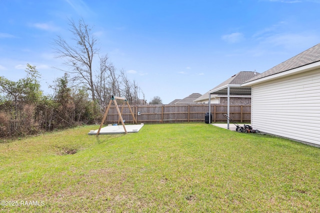 view of yard featuring a patio area