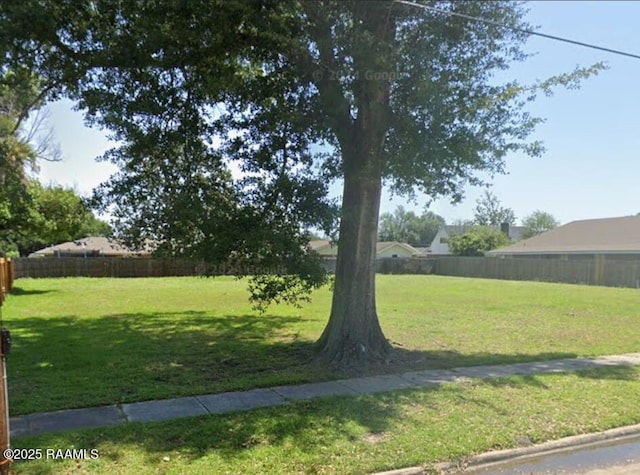 Listing photo 3 for 305 Ashland St, Lake Charles LA 70605