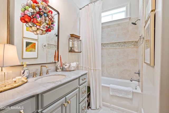 full bath with shower / tub combo and vanity