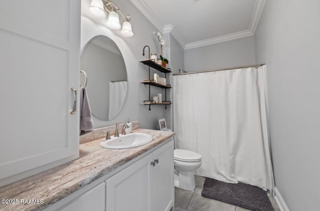 full bathroom featuring a shower with shower curtain, toilet, tile patterned floors, crown molding, and vanity