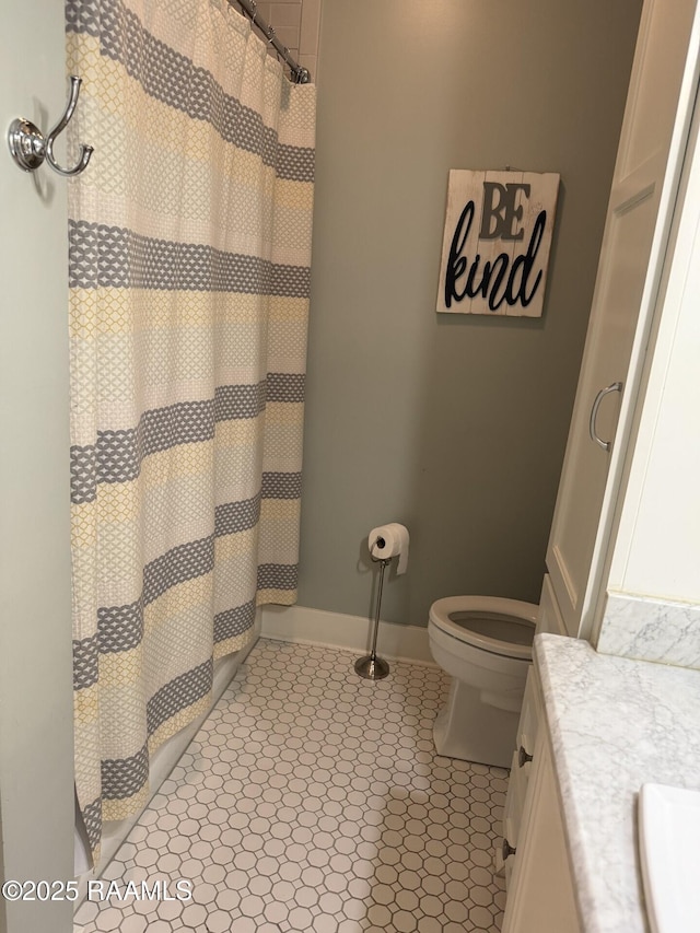 3713 Vidrine Rd, Ville Platte, LA 70586 - full bathroom featuring toilet, vanity, and a shower with curtain