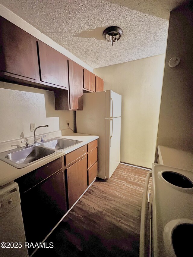 200 High Meadow Blvd Unit A-3A, Lafayette, LA 70507 - kitchen featuring light countertops, a sink, wood finished floors, dishwasher, and stove