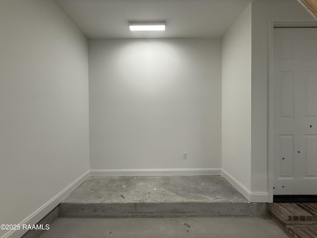 205 Keystone Dr, Scott, LA 70583 - unfurnished room with baseboards and concrete flooring