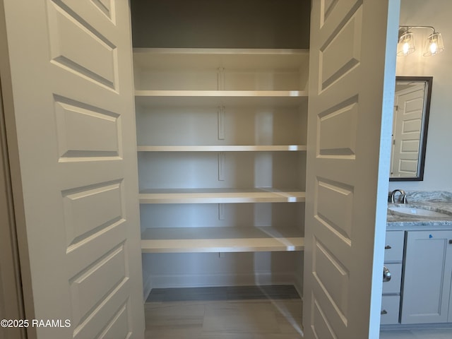 205 Keystone Dr, Scott, LA 70583 - pantry with a sink