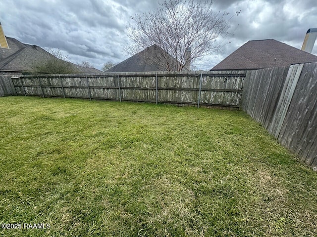 114 Sandhill Crane Dr, Lafayette, LA 70508 - view of yard featuring a fenced backyard