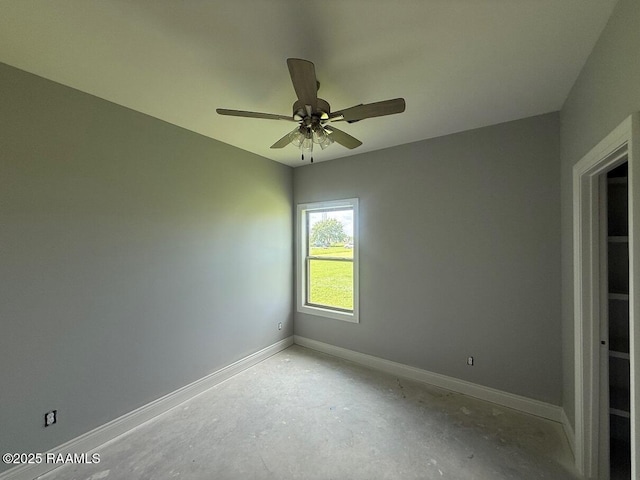 9923 Jimmie Rd, Kaplan, LA 70548 - unfurnished room with a ceiling fan and concrete floors