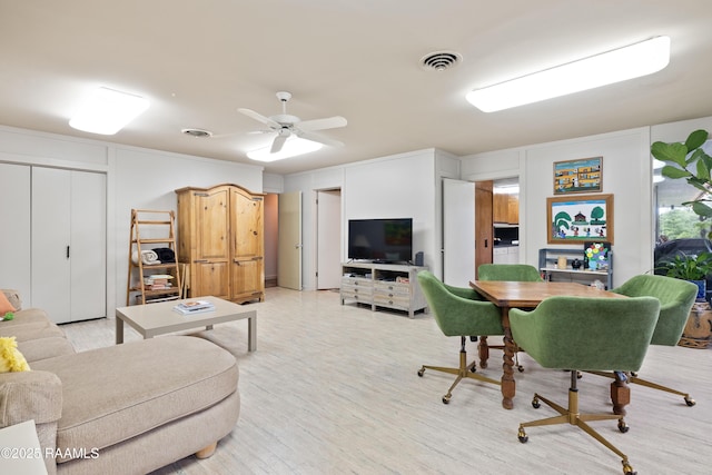 1 Eureka Plantation Rd, Lafayette, LA 70508 - living room with light wood finished floors and a ceiling fan
