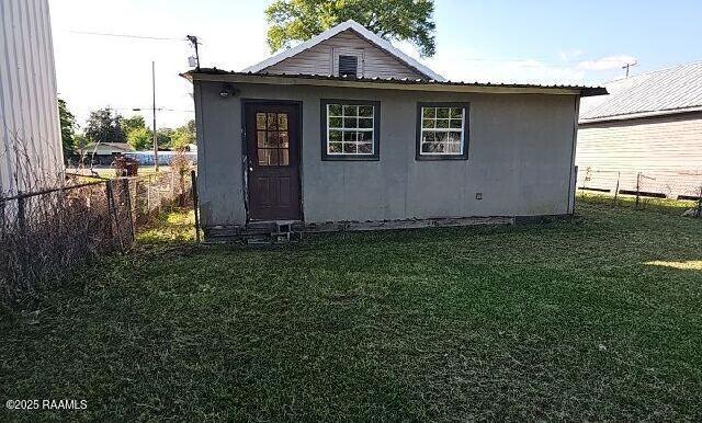 view of outdoor structure featuring fence private yard