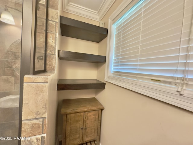 820 Genevieve Dr, Lafayette, LA 70503 - room details with crown molding