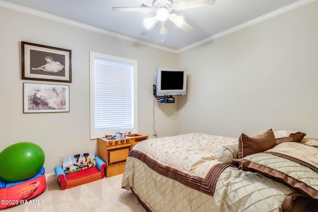 bedroom featuring crown molding and a ceiling fan