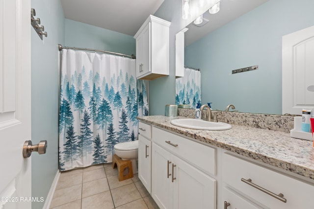 full bath with tile patterned floors, toilet, vanity, baseboards, and a shower with shower curtain